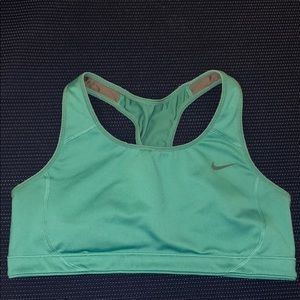 Nike Drif-Fit Sports Bra